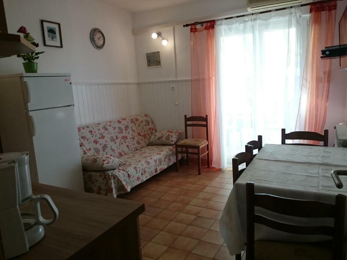 Apartmani Sonja Barbat na Rabu Εξωτερικό φωτογραφία